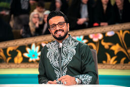 عکسی جالب از خواهر حسنین حلو، داور برنامه محفل/ عکس