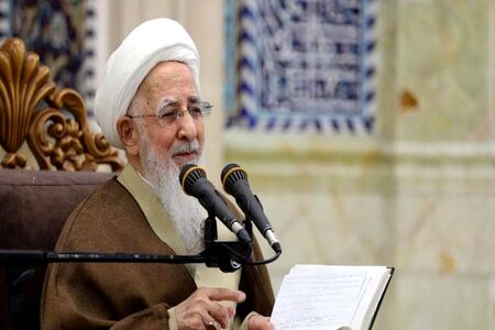 اساس زندگی مشترک را «دوستی عاقلانه» و «گذشت عطوفانه» حفظ می‌کند