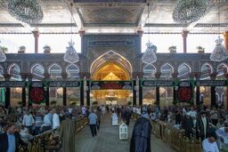 حرم امام حسین(ع) در آستانهٔ شهادت امام باقر(ع) سیاه‌پوش شد