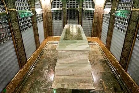 روایت تاریخ سنگ مزار امام رضا(ع)