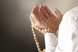 اقامه باشکوه‌ترین نماز جماعت تاریخ در قلب غدیر