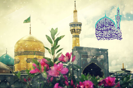 حرم رضوی در جشن میلاد؛ شکوه گل‌آرایی با نوای محسن چاووشی