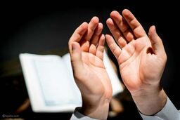 10 حالتی که ملائکه برایت دعا می‌کند